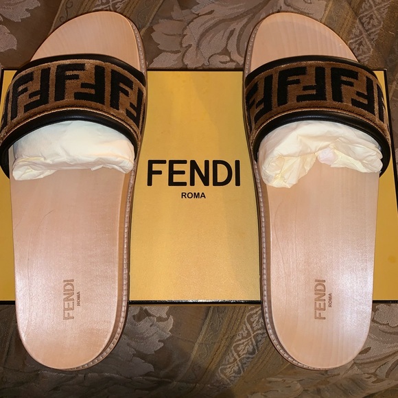 fendi slides mens